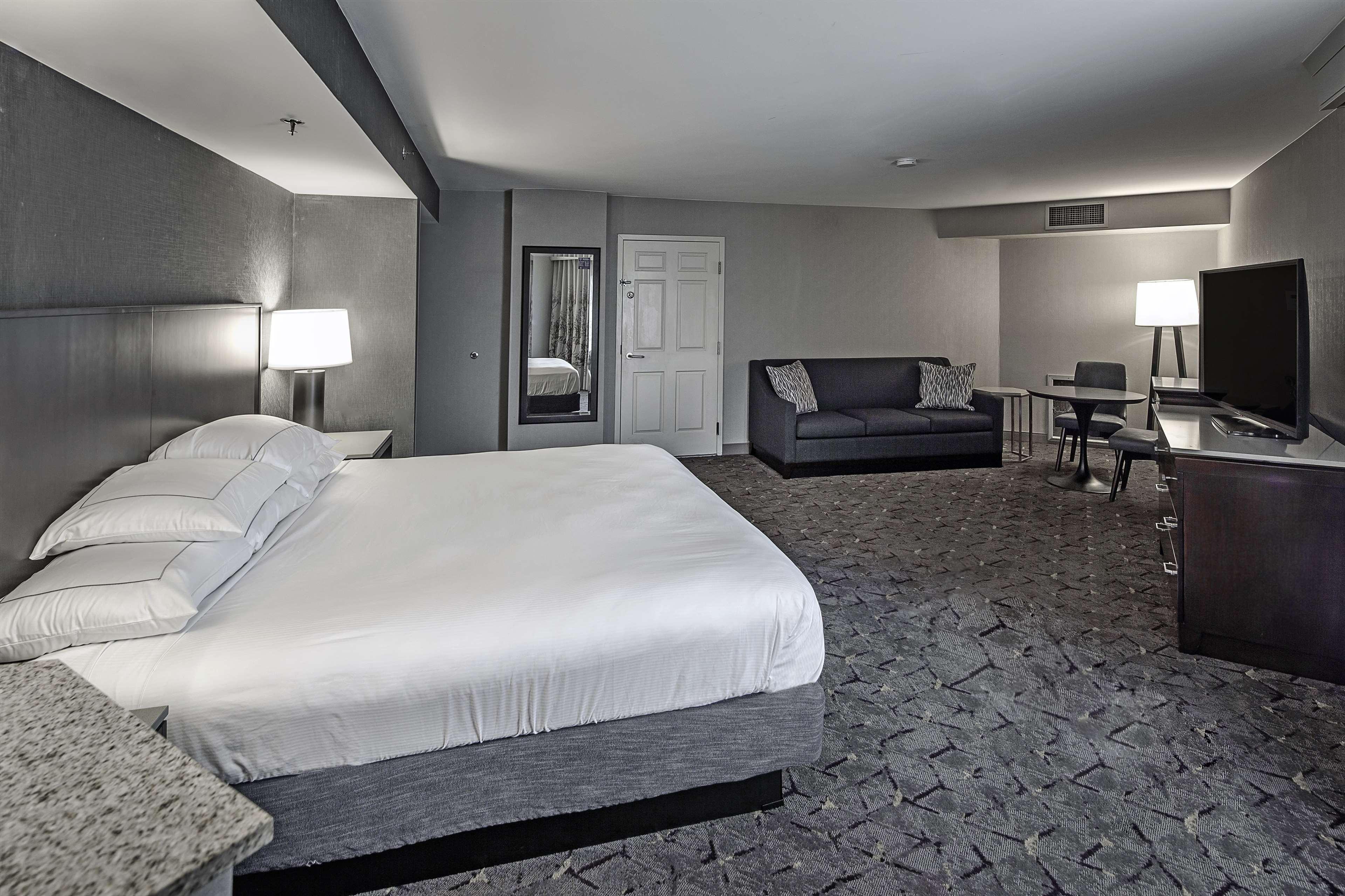 Doubletree By Hilton Modesto Hotel Bagian luar foto