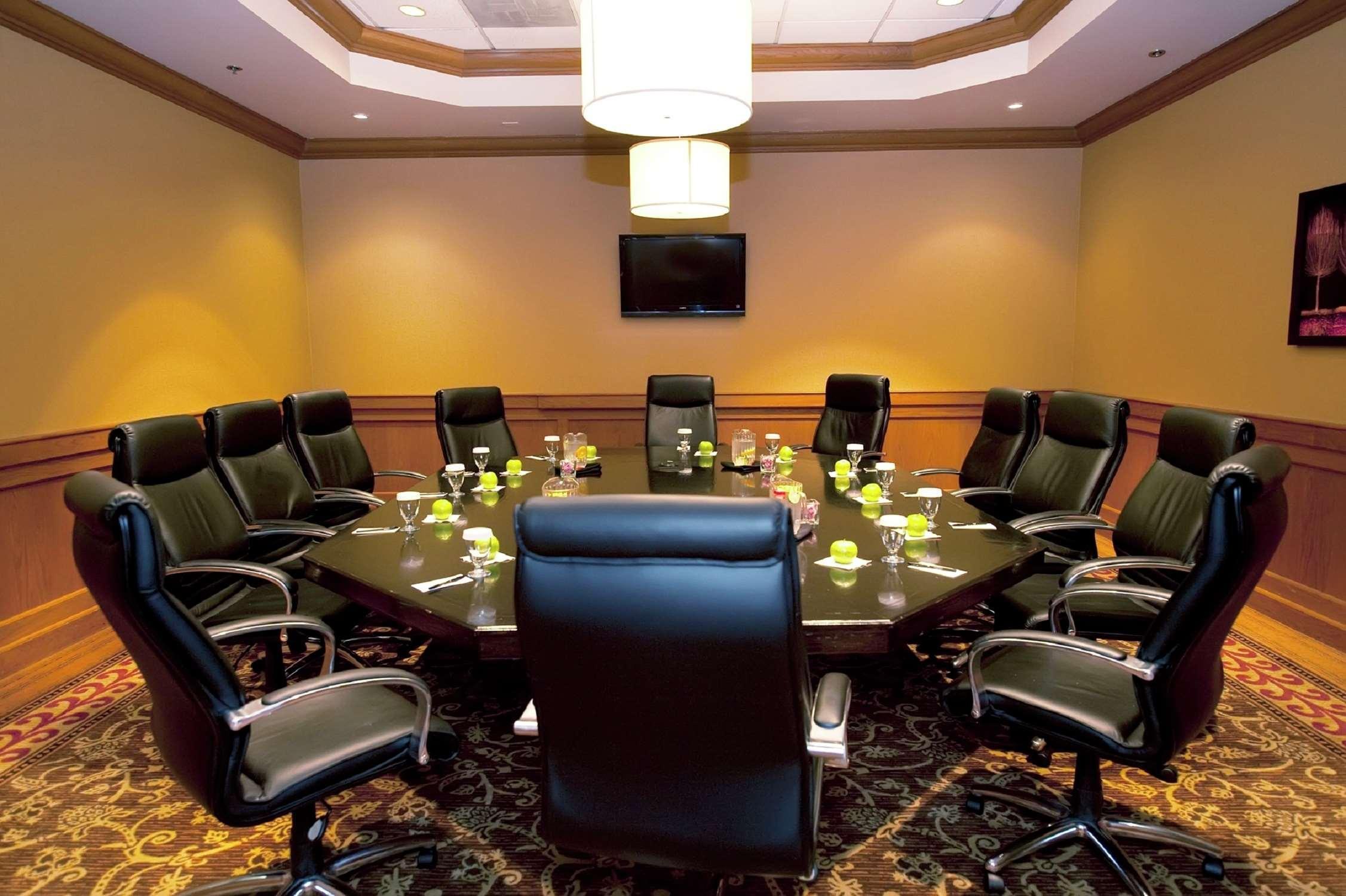 Doubletree By Hilton Modesto Hotel Bagian luar foto