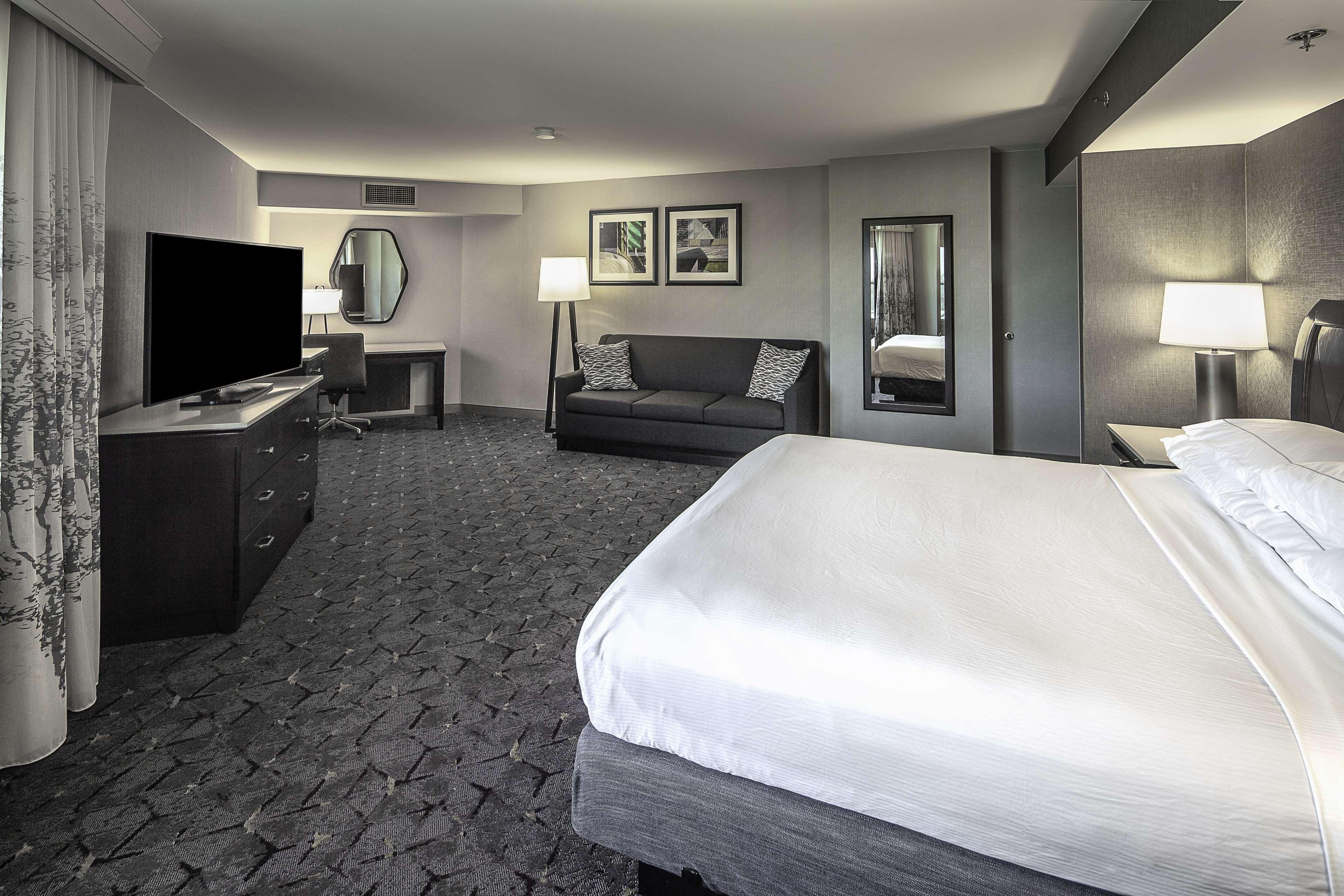 Doubletree By Hilton Modesto Hotel Bagian luar foto