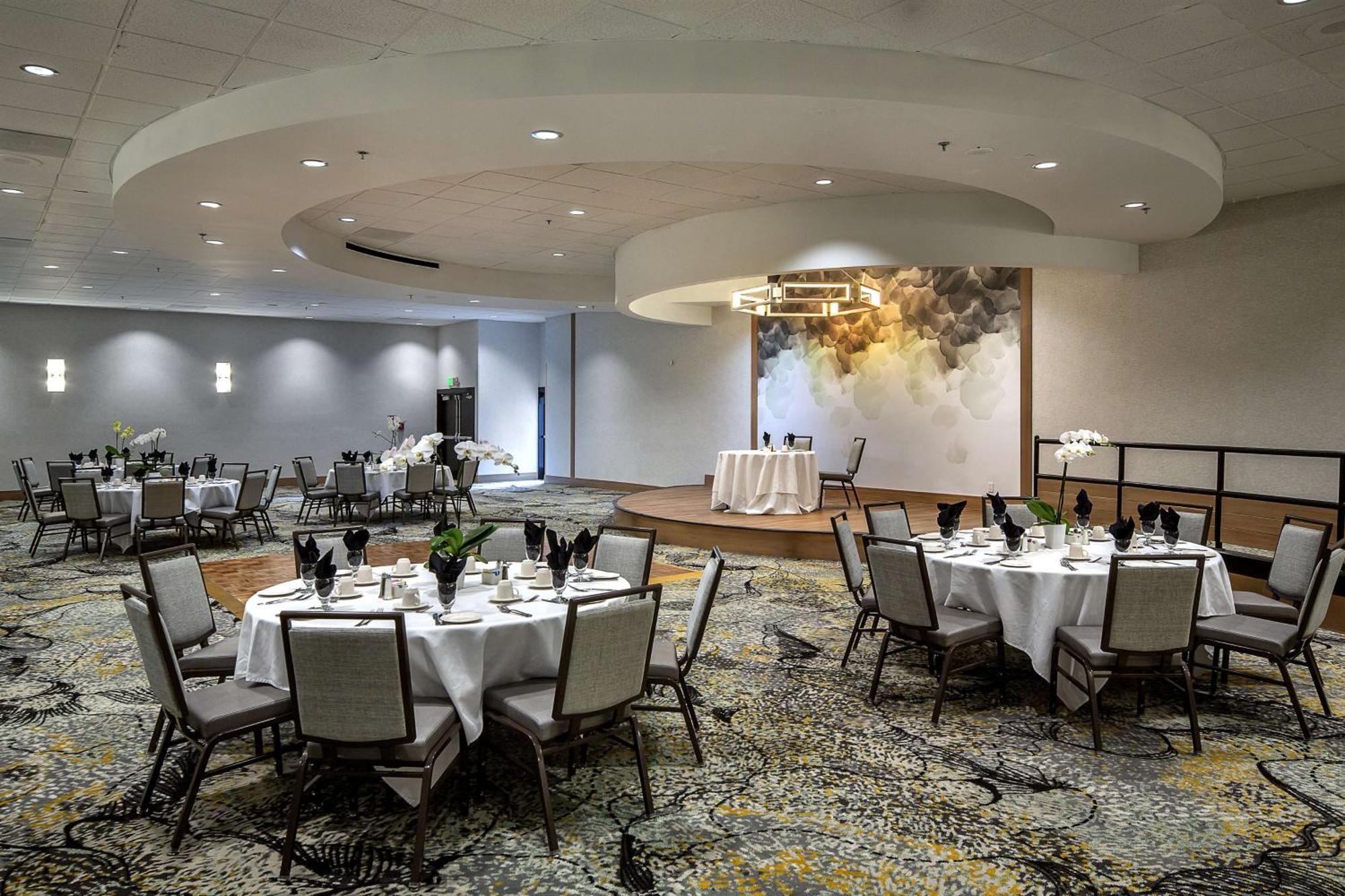Doubletree By Hilton Modesto Hotel Bagian luar foto