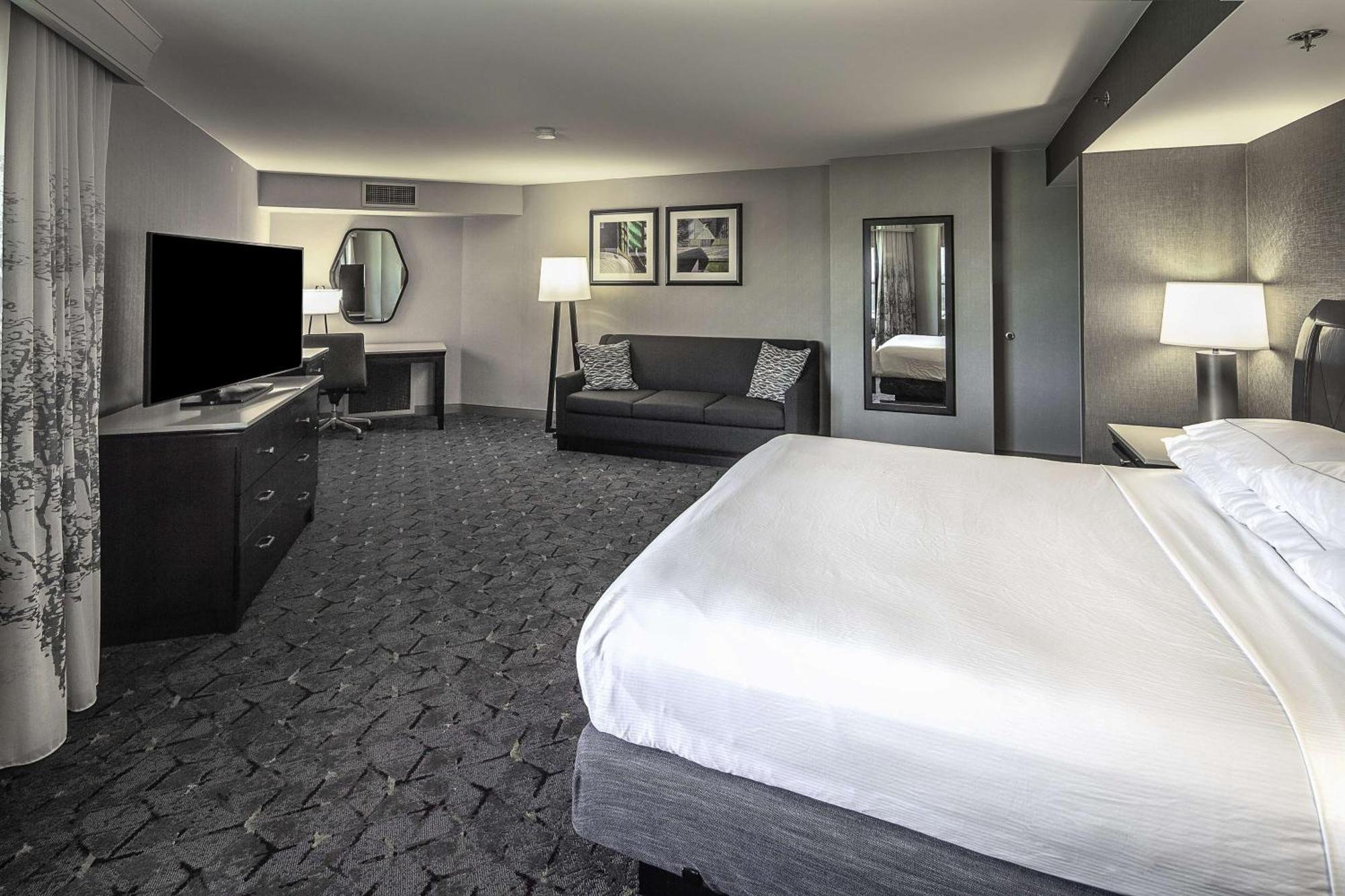 Doubletree By Hilton Modesto Hotel Bagian luar foto