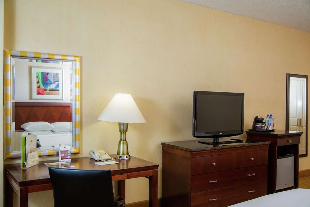 Doubletree By Hilton Modesto Hotel Ruang foto